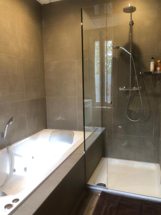 Hotel Duivels Paterke Harelbeeksestraat 29, 8500 Arrondissement di Courtrai Esterno foto
